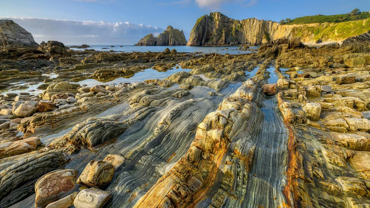 Rock platforms on the western Asturian coast